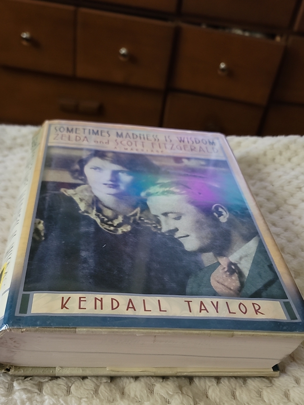 Kendall Taylor Vintage Cover Book – Blue, Cream, Green